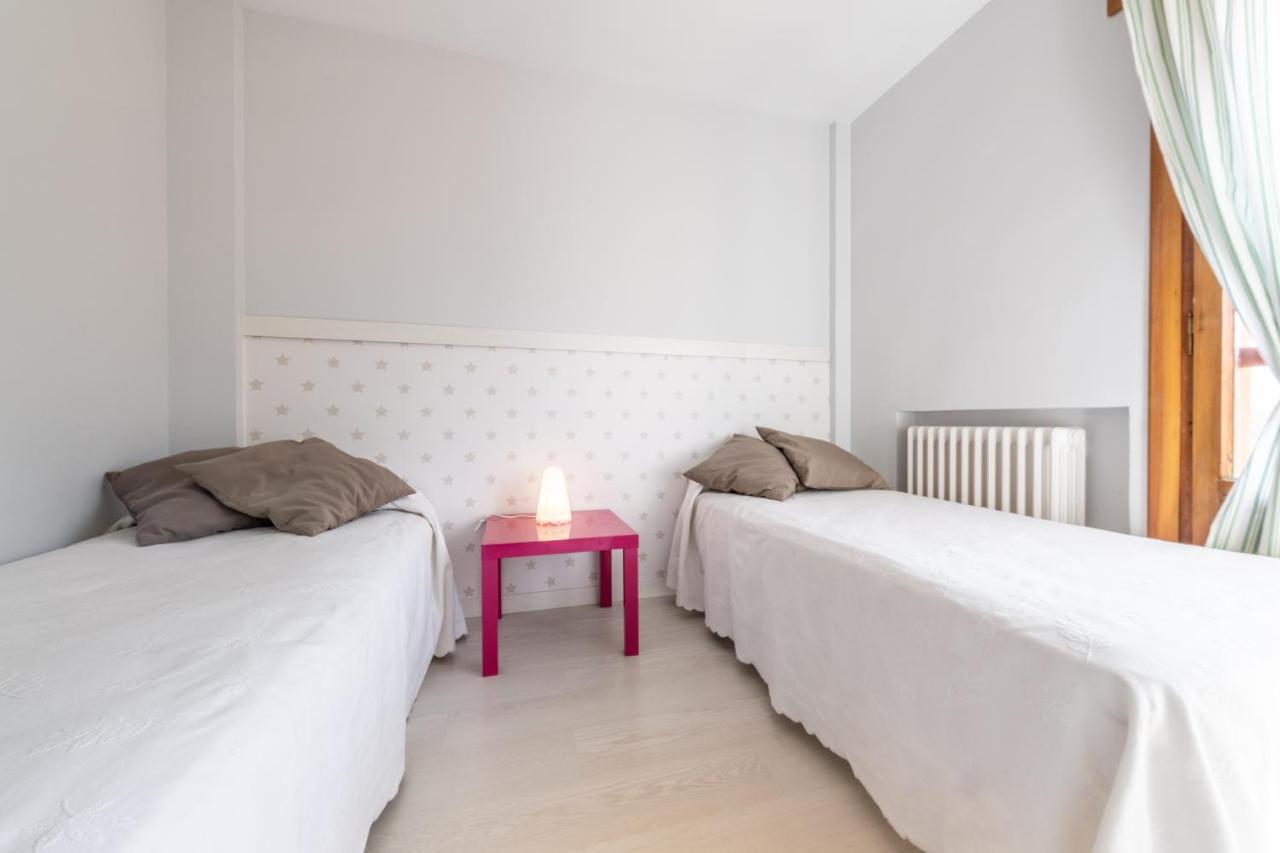 Apartamento Pirineo Aragones Sabiñánigo Exteriör bild