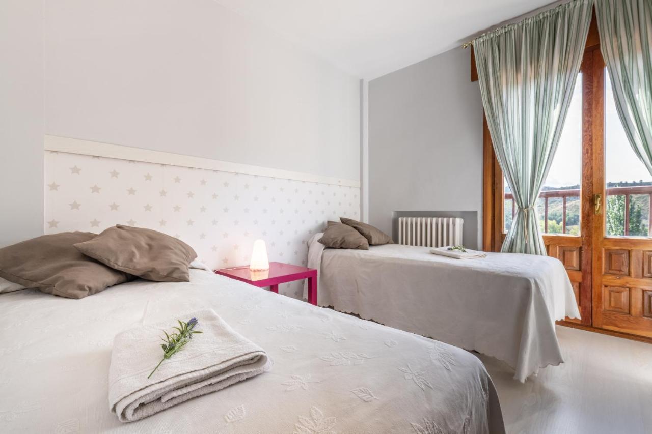 Apartamento Pirineo Aragones Sabiñánigo Exteriör bild