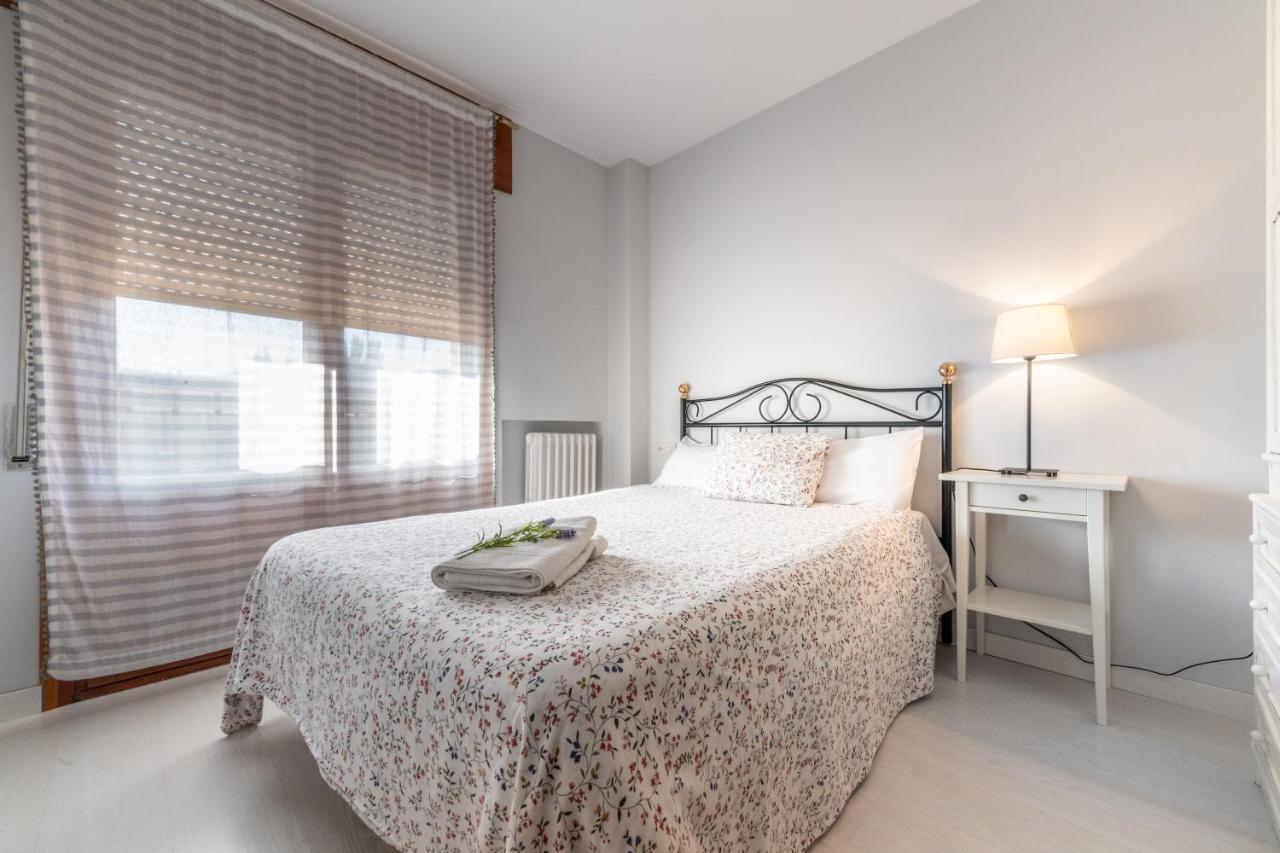 Apartamento Pirineo Aragones Sabiñánigo Exteriör bild